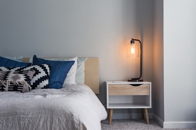What to Give an Engaged Couple: 9 Gift Ideas They'll Use